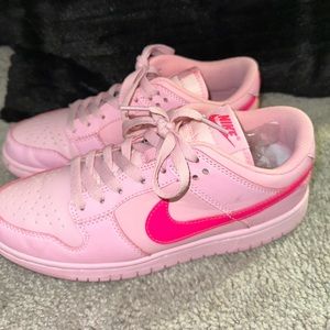 Pink Nike dunks